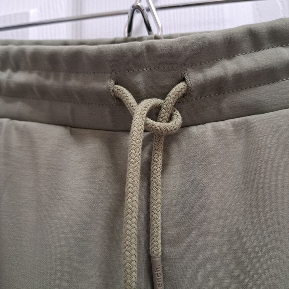 New! Bench Joggers Women's Size Medium Green Pull On Wide Leg Pant Sueded Jogger - Picture 4 of 9